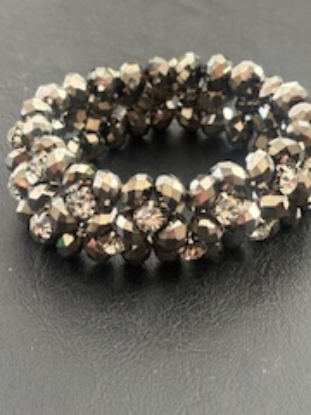 Stretch bracelet-Hermalite colored-Multiple rows-Faceted beads